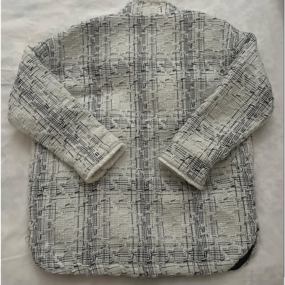 Elegant padded jacket - Picture 4 of 4